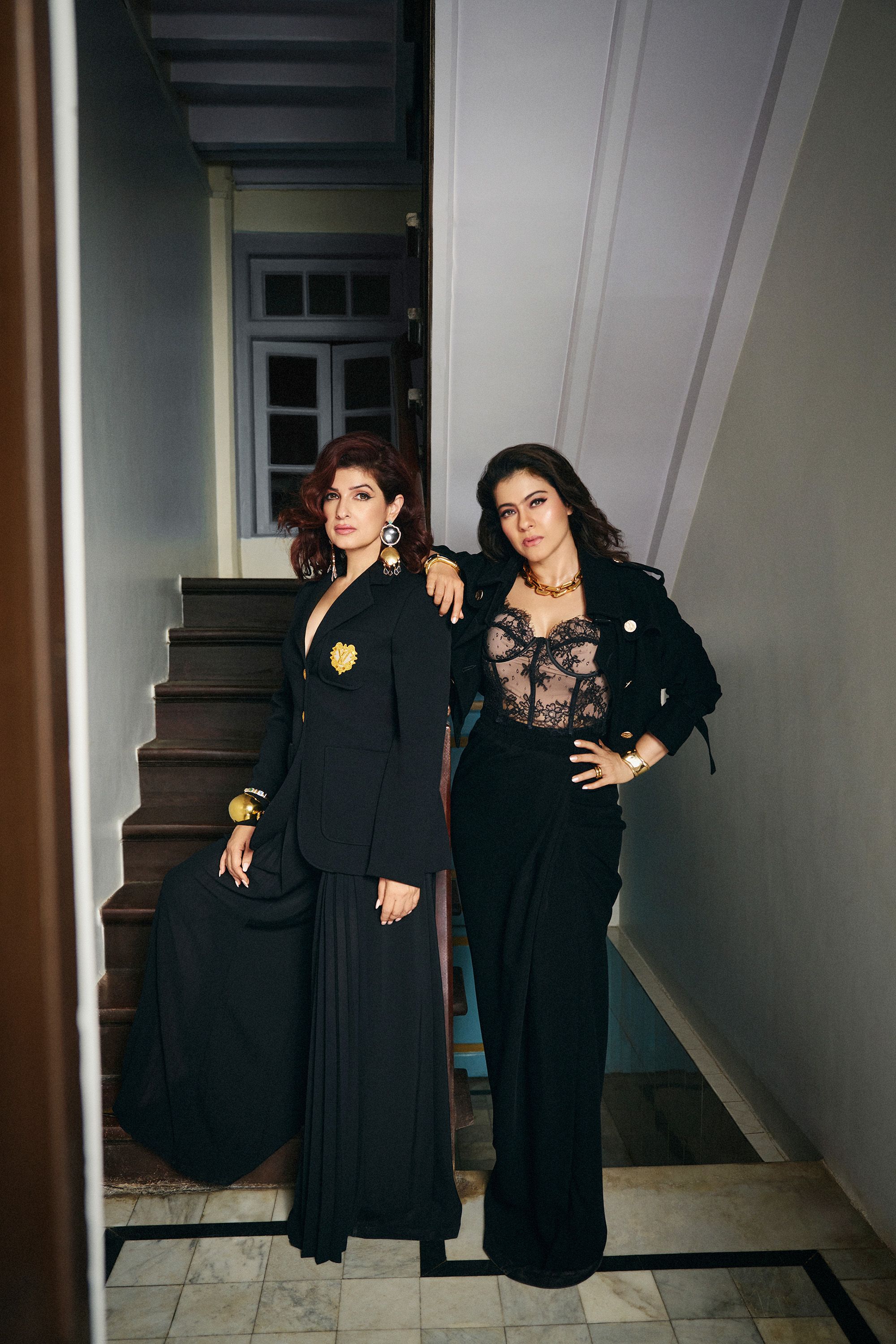 03 Kajol Twinkle Khanna November Nod Mag cover