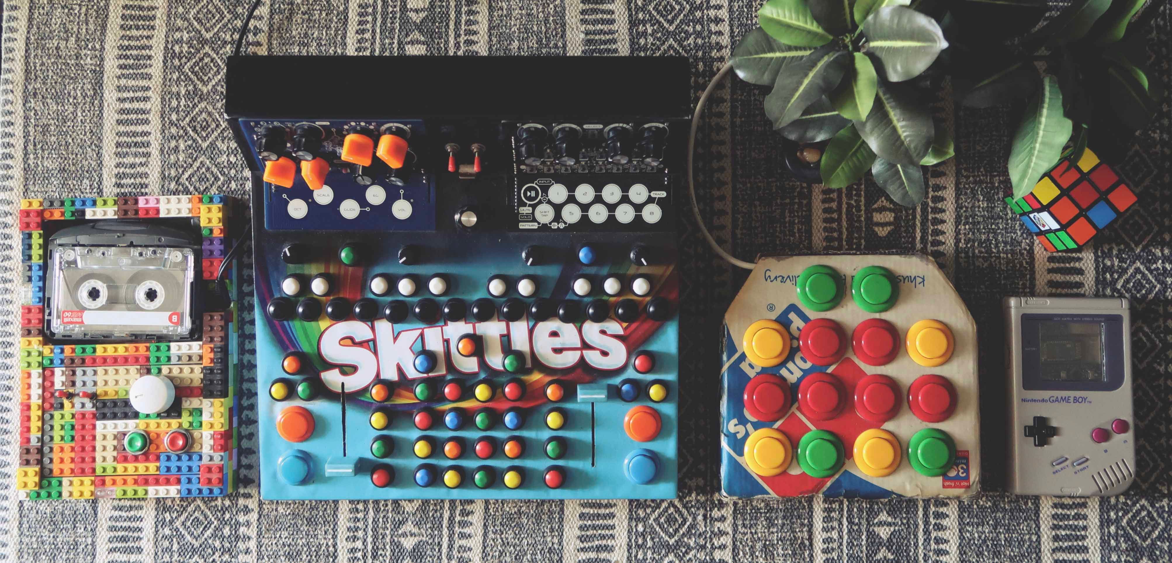 DJ Navendu controllers