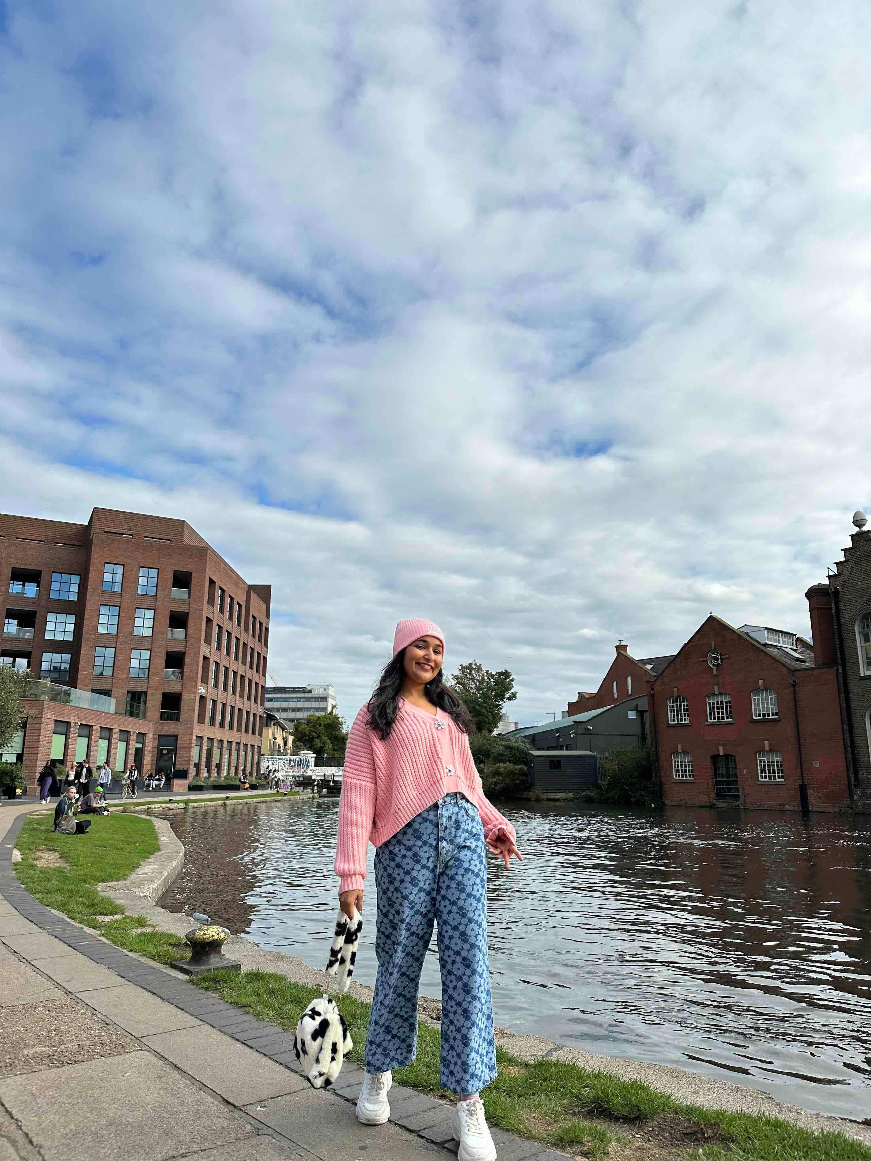 Avani Thakkar Stradivarius printed jeans_The Nod.jpeg
