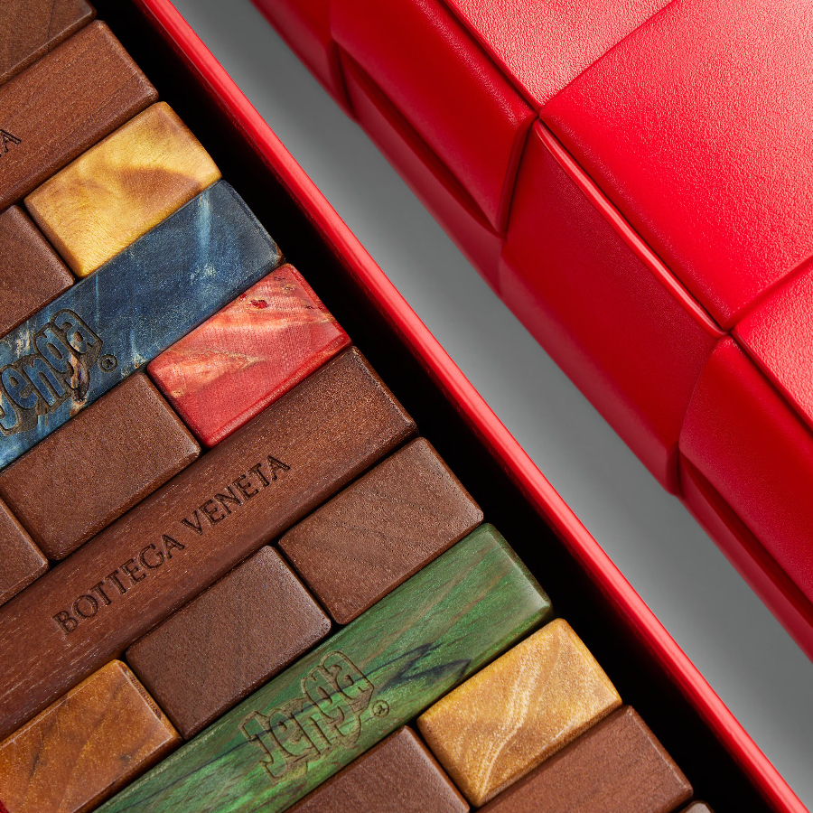 【再値下げしました！】BOTTEGA VENETA ケース A Jenga tower by Bottega Veneta for the bougiest person in your