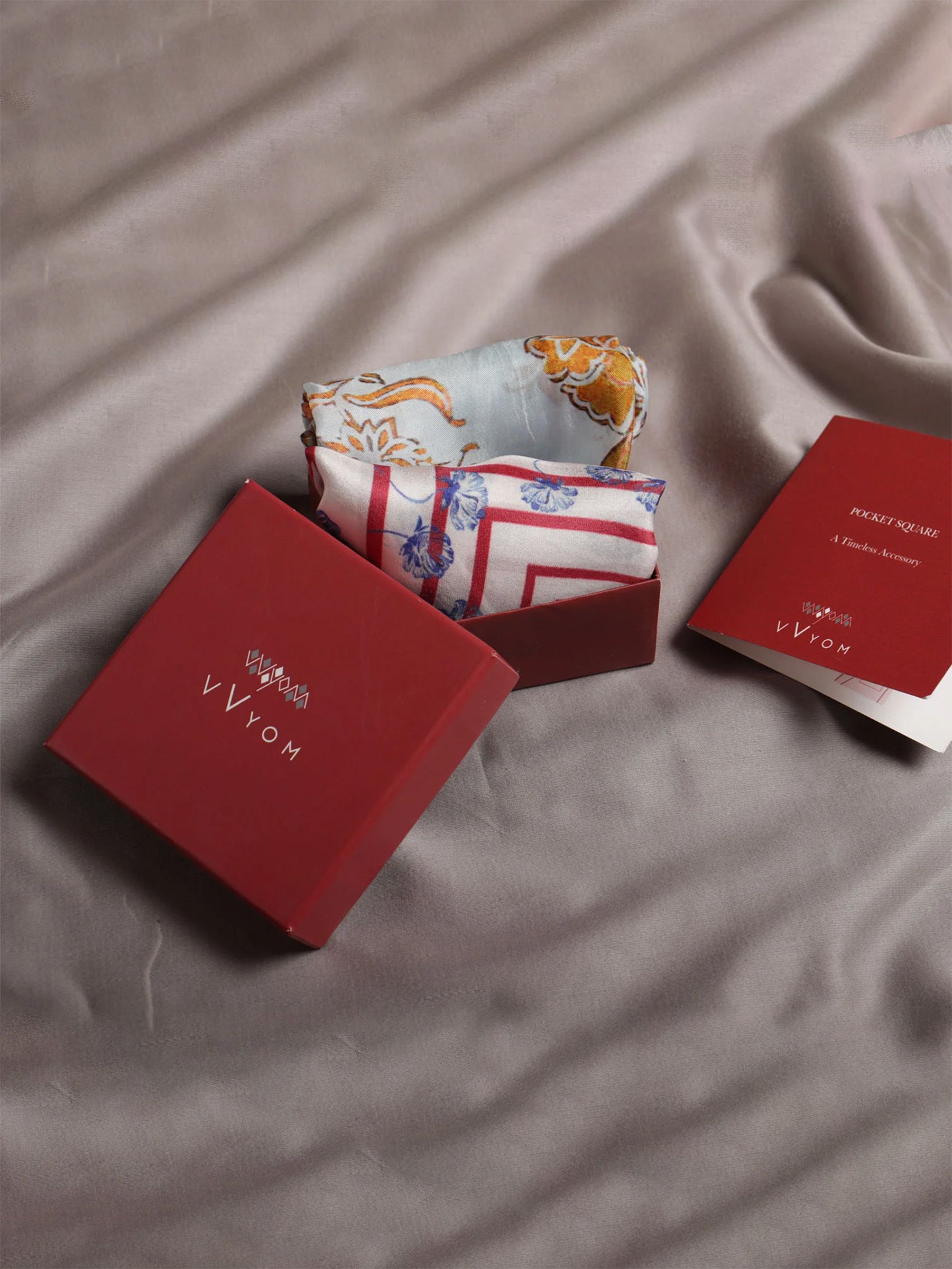 GiftGuide_TheWeddingCollective6.jpg