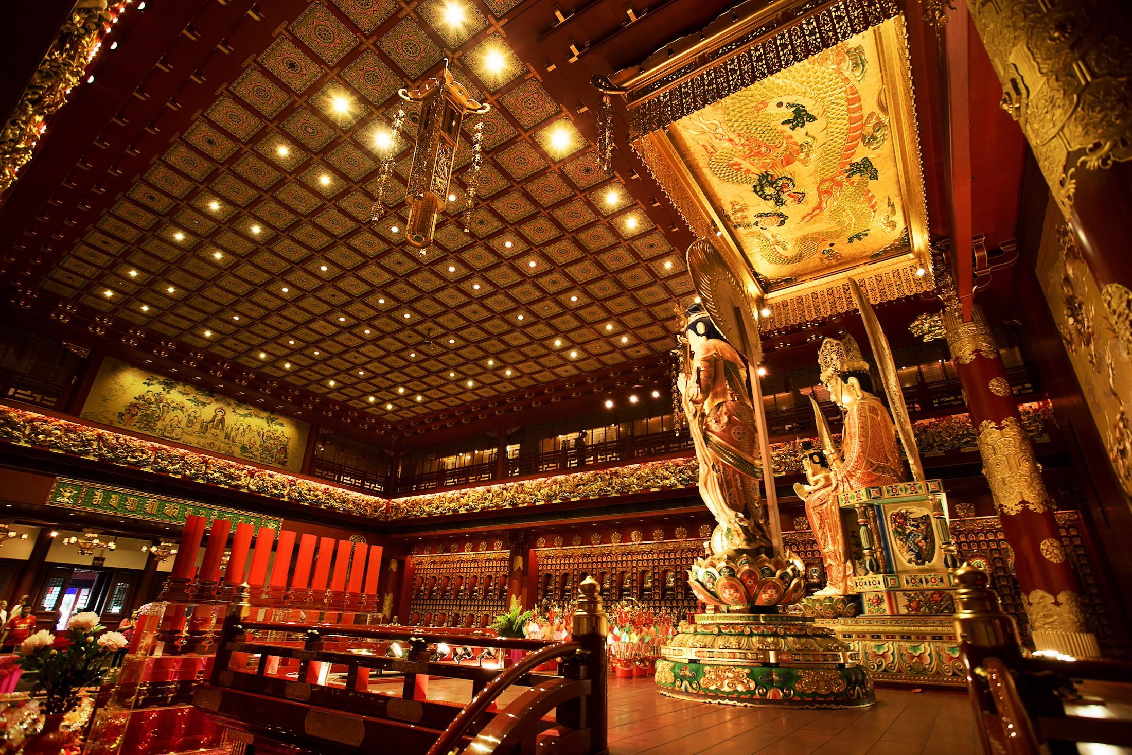 Golden Canopy Dragon Imagery Temple, Buddha Tooth Relic Temple_original.jpg