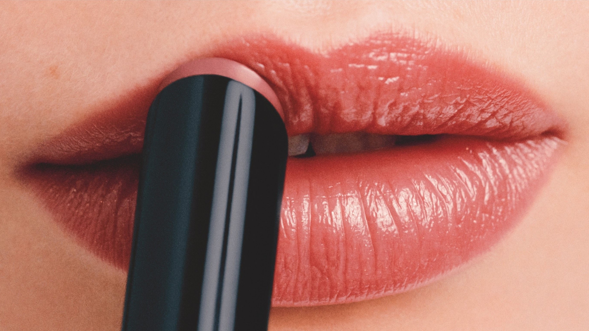 A new lipstick that feels like an Hermès silk scarf - The Nod Mag
