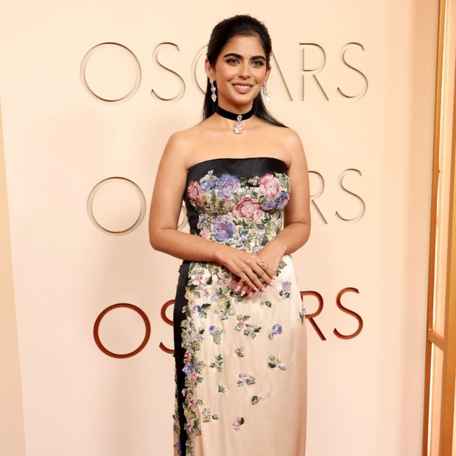 At the Oscars 2026, Isha Ambani said yes to vintage Valentino - The Nod Mag