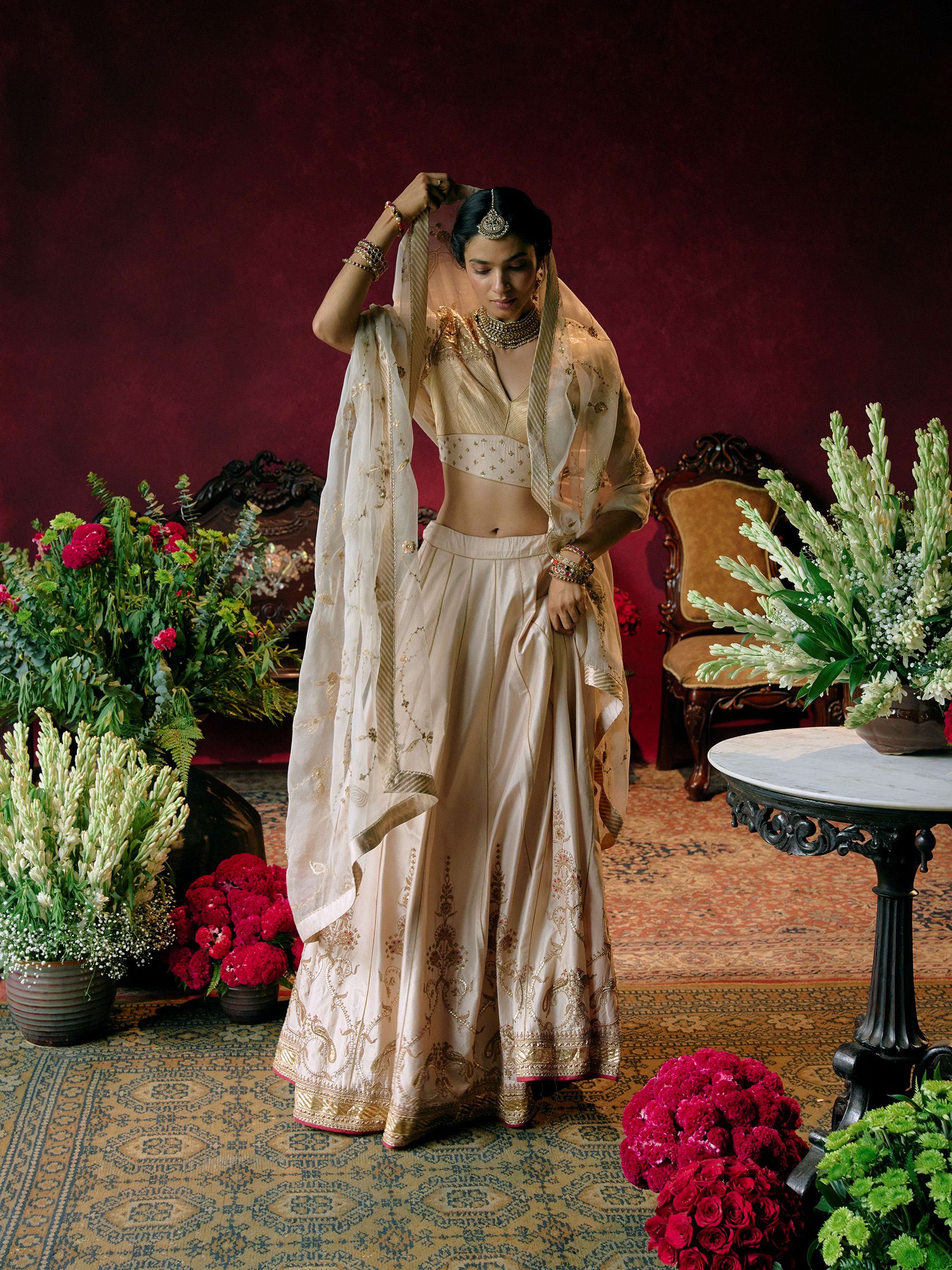 LajjooC_TheWeddingCollective