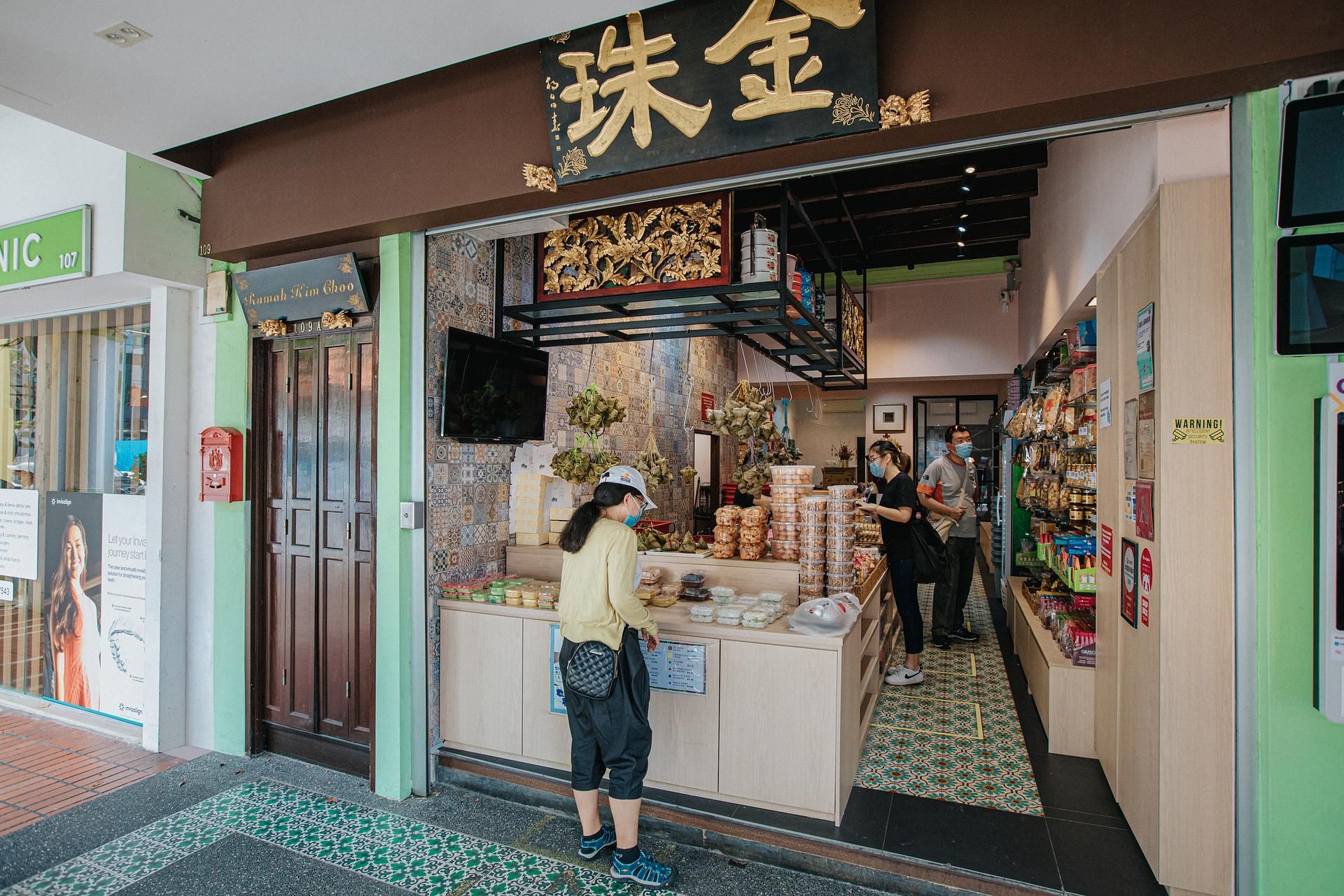 Local cafe singapore.jpg