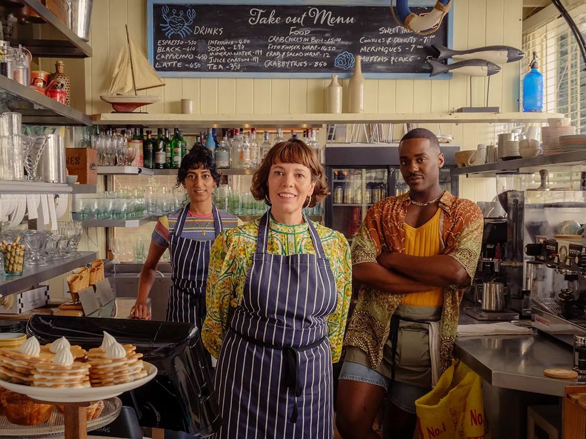 Olivia Colman as Ivy from The Roses The Nod