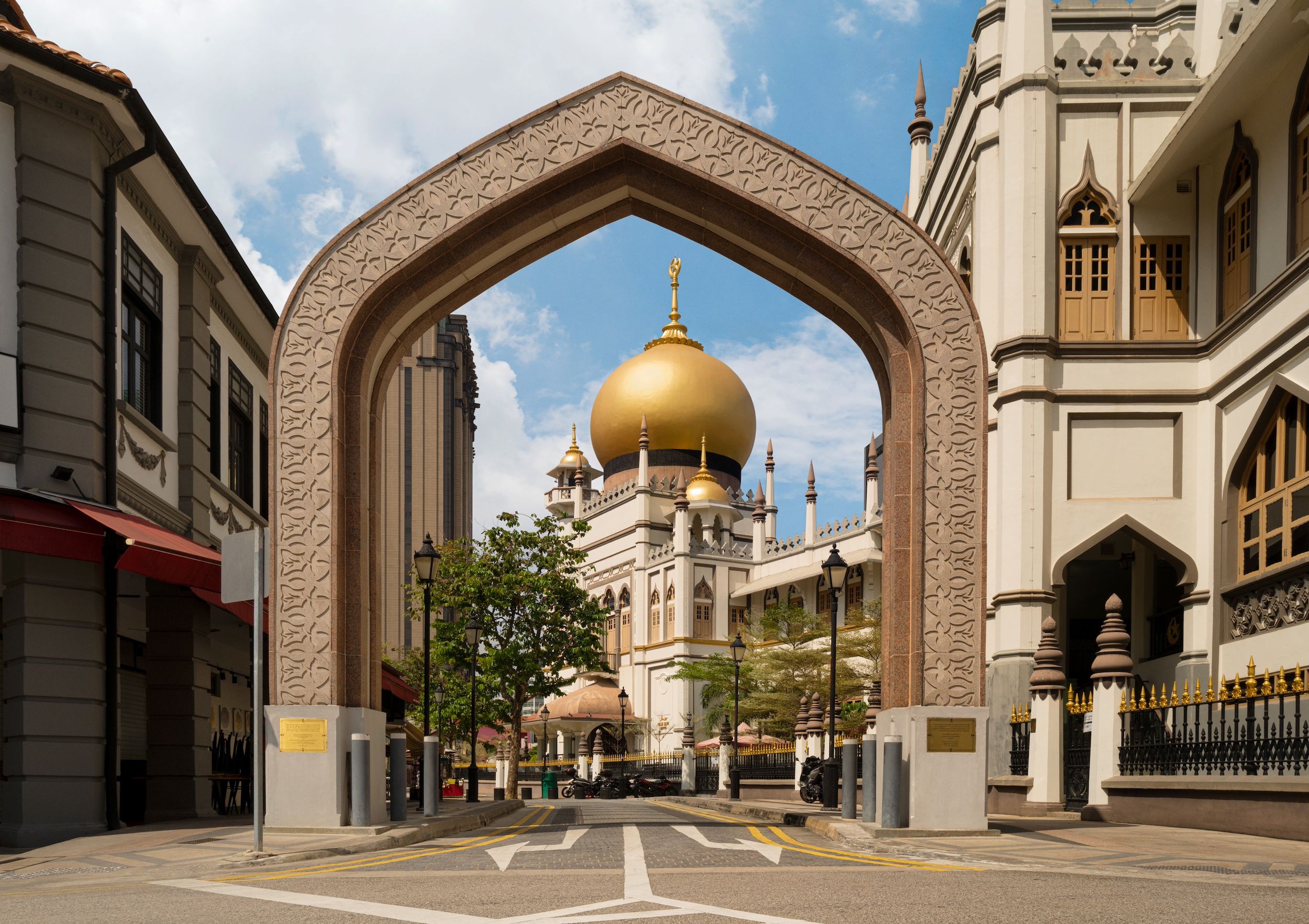 Ornate Archway Entrance Golden Mosque, Sultan Mosque_original.jpg