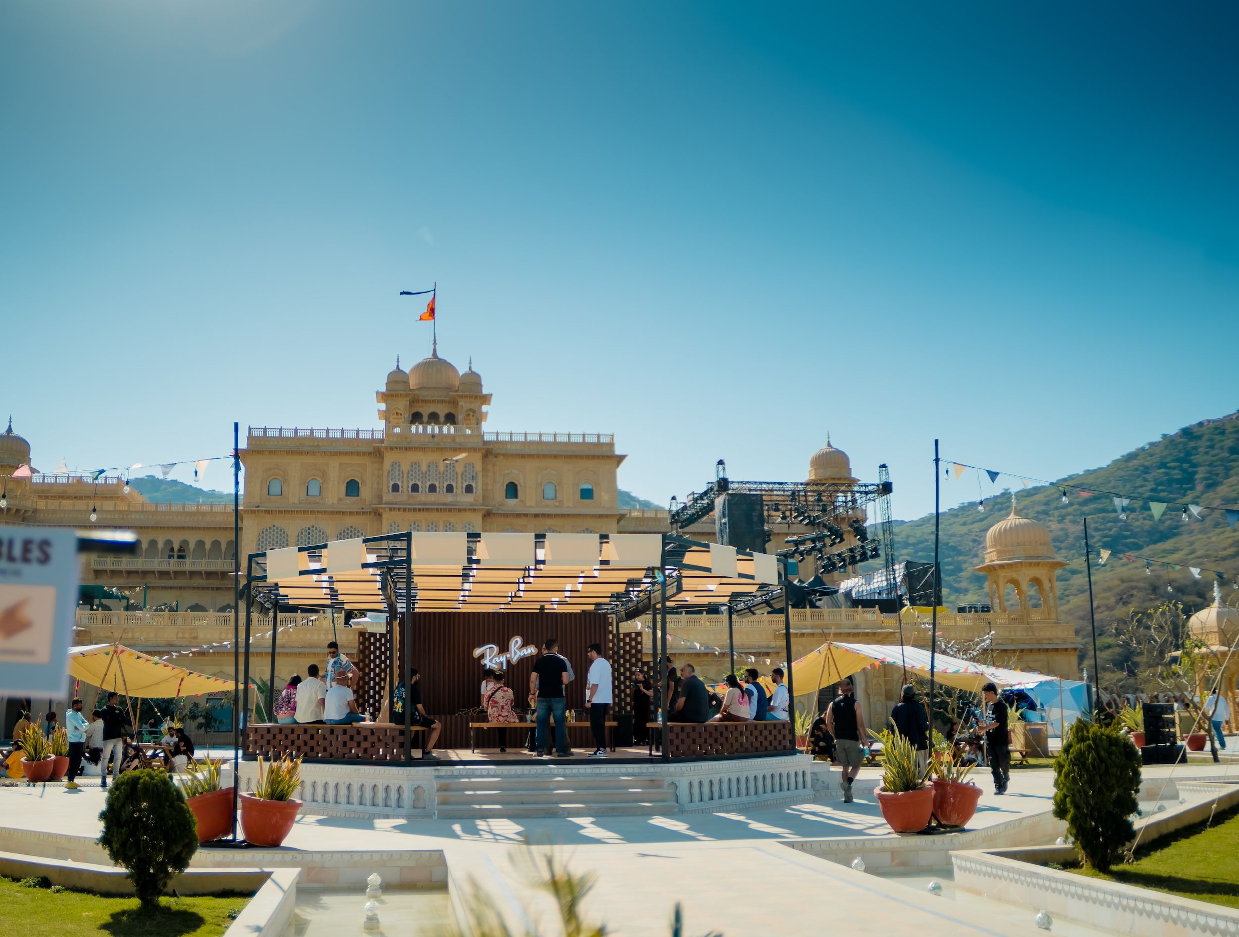 Ray-Ban Easy Picnic stage 2.JPG