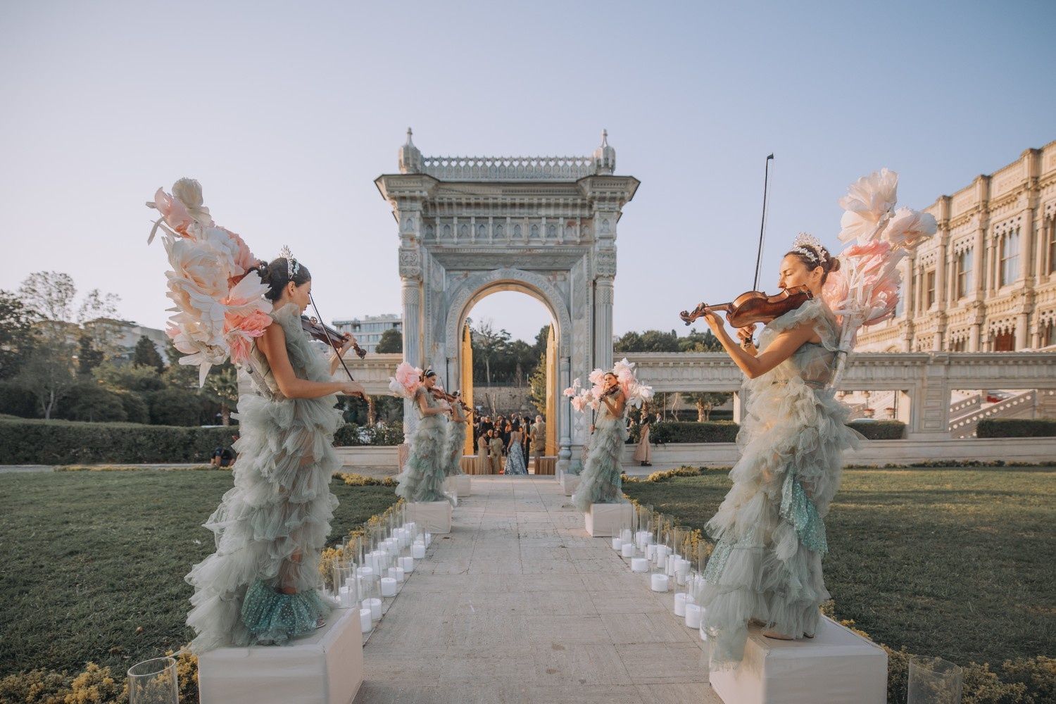 Violinists at Sagiri Gidwani and Ankur Patel's wedding reception