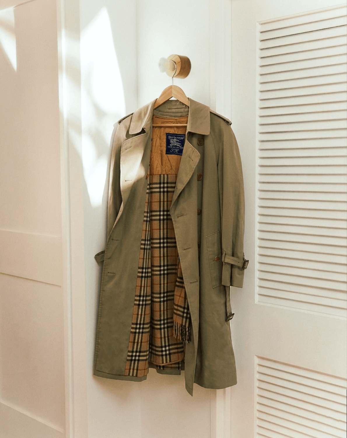 Yes, that's my father's 80s Burberry trench coat - The Nod Mag