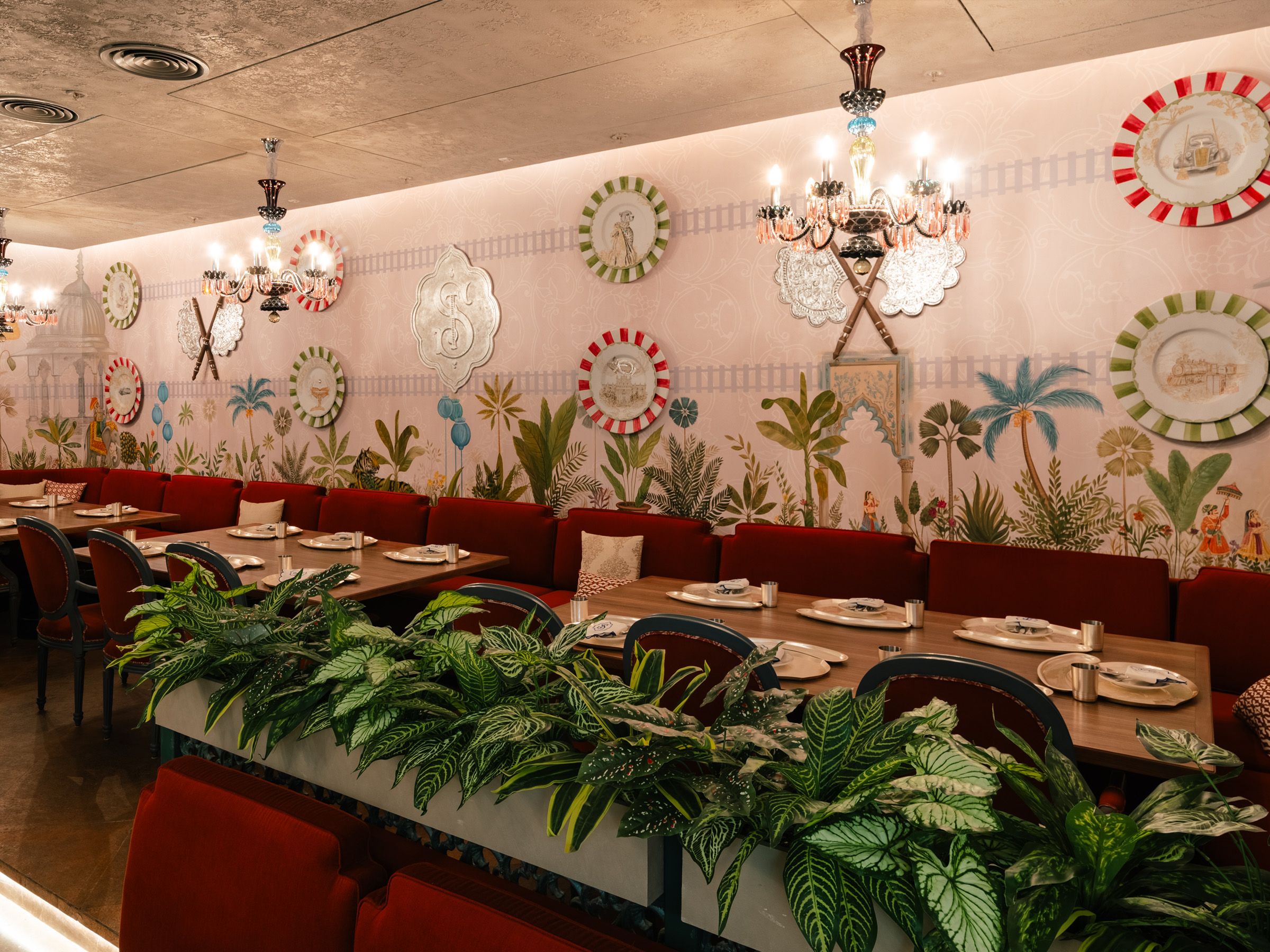 The Silver Train_Interiors_3.jpg