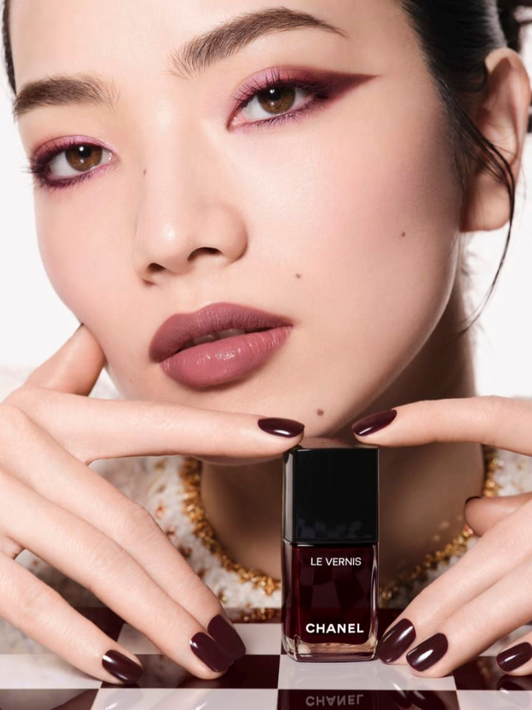 chanel_rouge_noir_collection_T