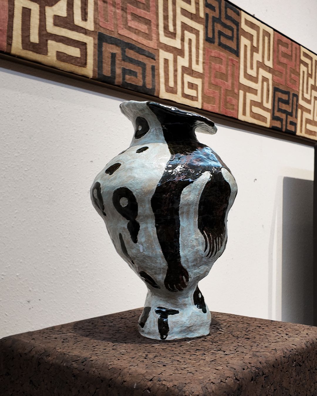 grey vase2.jpg