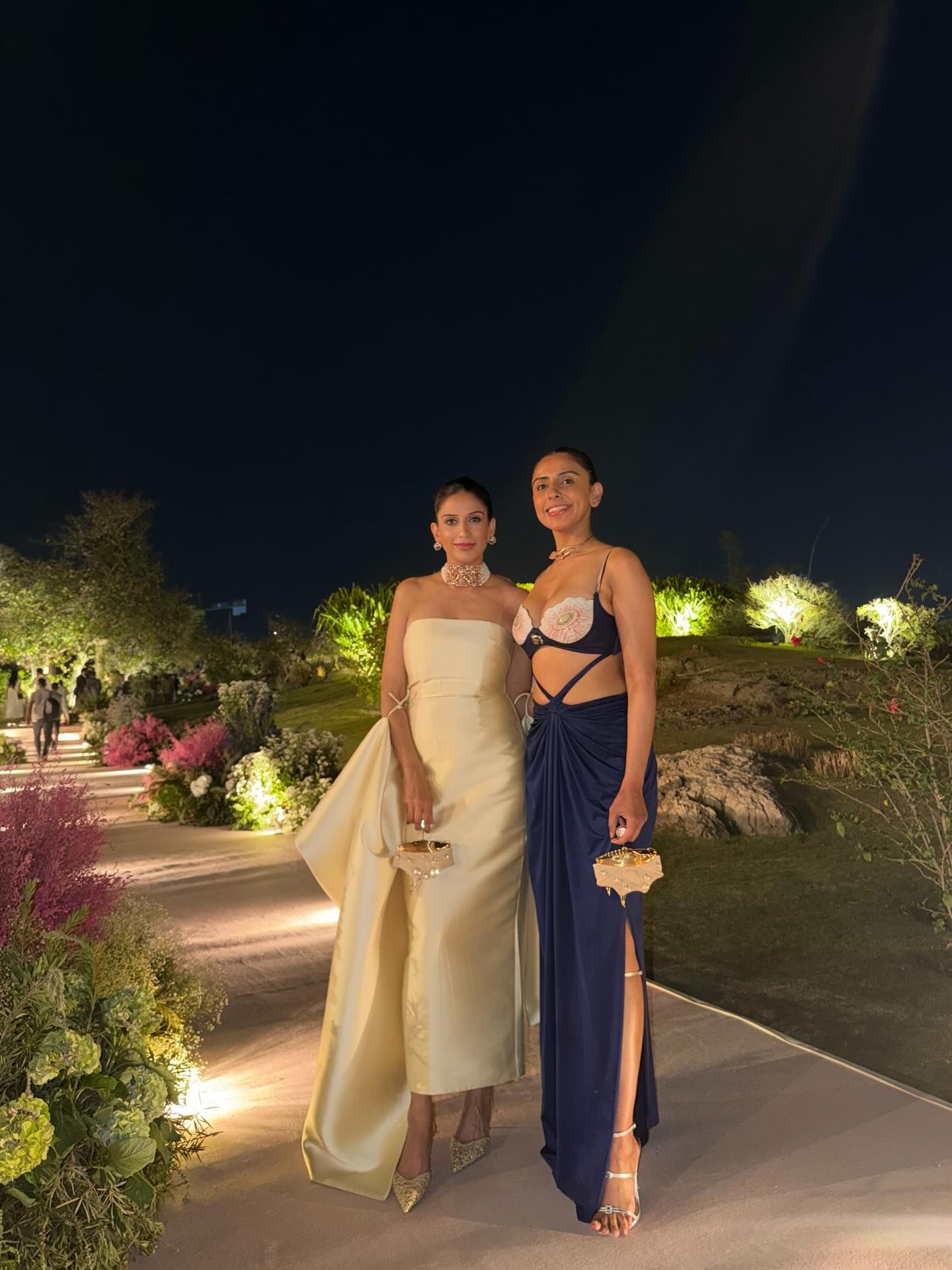 Kaabia with her sister Sasha Grewal